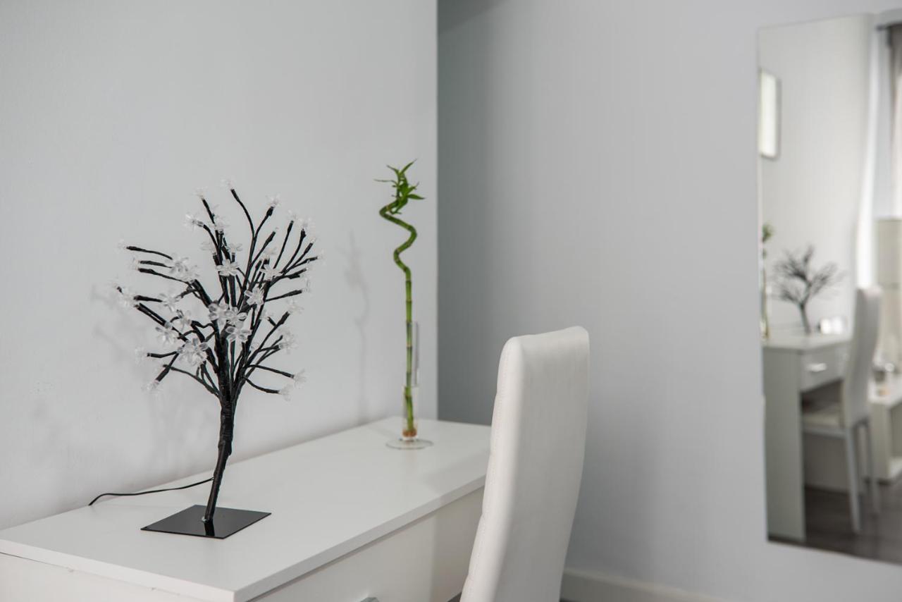Apartment Turisticos Domus Seleqtia Plaza Mayor Caces